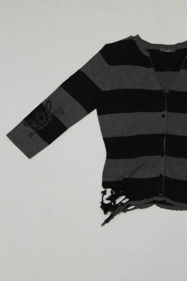 ins8ne inc8rcer8ted top