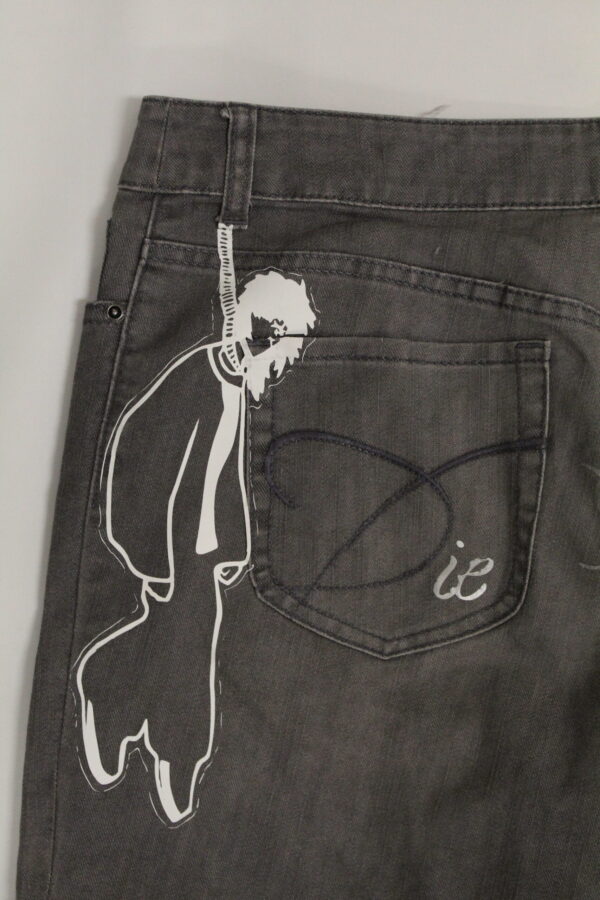 IMG_1796 Do Or Die distressed denim