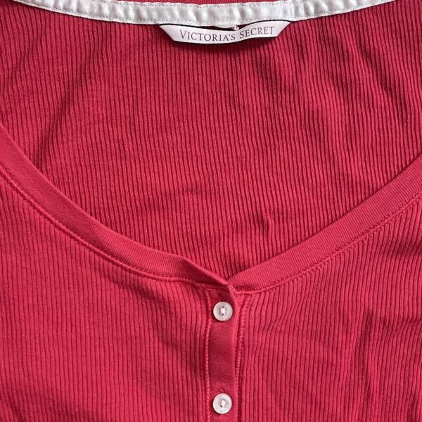 IMG_8842 Vs red longsleeve