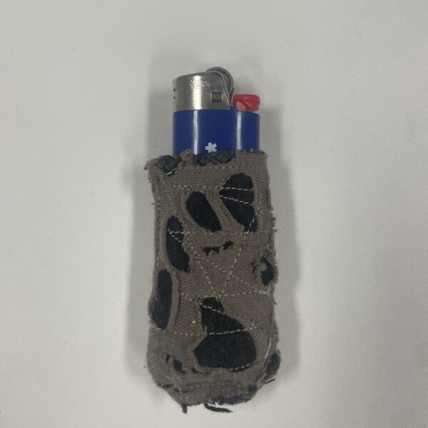 short lighter sweater *the first*