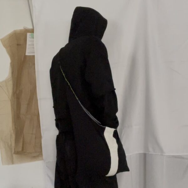 Tsuno Knot bag black & white