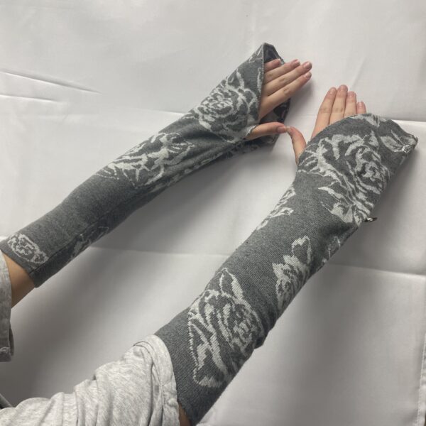 IMG_0423 floral handwarmers