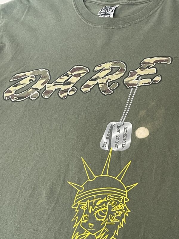 05 TEE