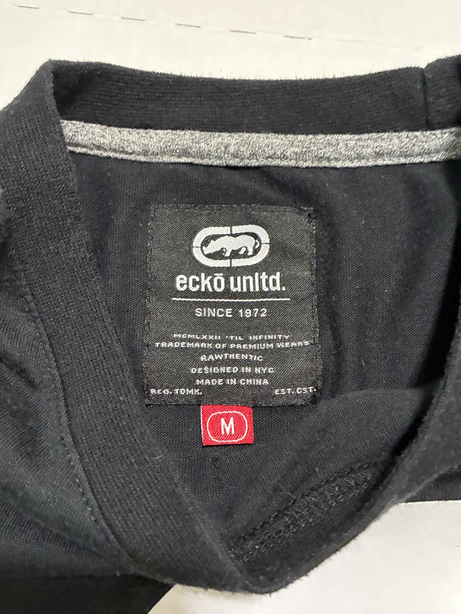 ecko big print